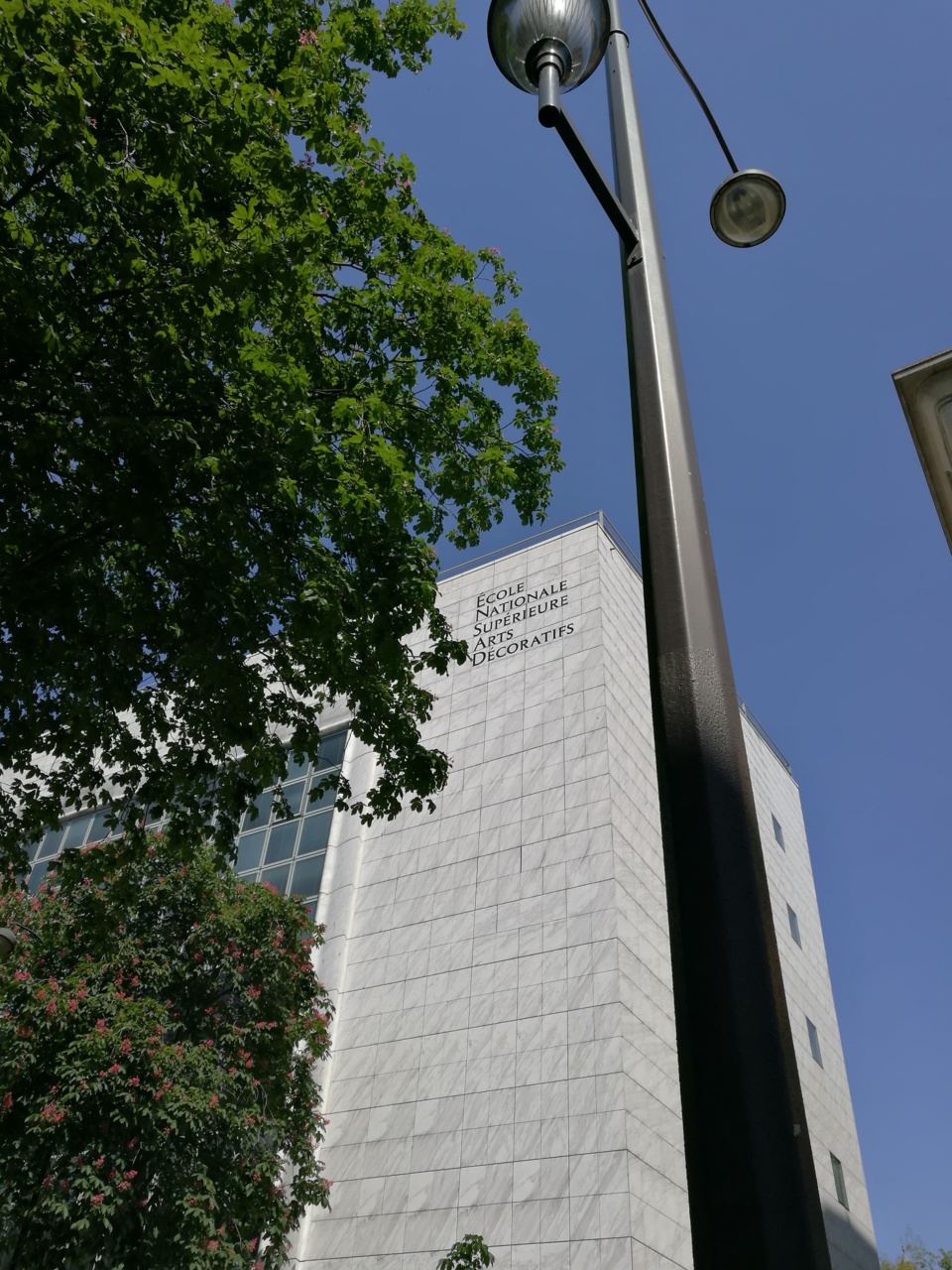 EXPOSITION COLLECTIVE D'ÉTUDIANTS DES ARTS DÉCOS : 11 MAI EXPOSITION COLLECTIVE D'ÉTUDIANTS DES ARTS DÉCOS : 11 MAI