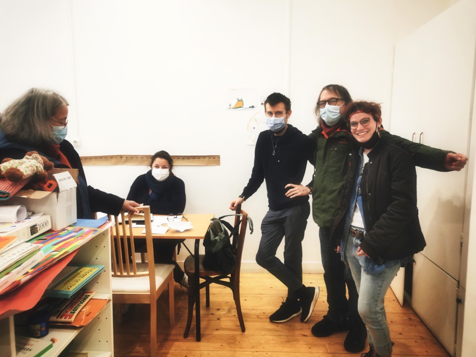 Claire, Leila, Paul, Michel et Luna ! Claire, Leila, Paul, Michel et Luna !