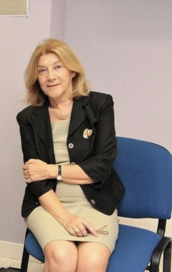 LA NÉCESSITÉ D'ÉCRIRE, avec Elyane Dezon Jones, universitaire et romancière, spécialiste de Marcel Proust et de Marguerite Yourcenar LA NÉCESSITÉ D'ÉCRIRE, avec Elyane Dezon Jones, universitaire et romancière, spécialiste de Marcel Proust et de Marguerite Yourcenar