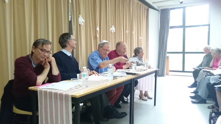 OBEIR DESOBEIR DISCERNER 31 MAI 17H MAISON FRATERNELLE OBEIR DESOBEIR DISCERNER 31 MAI 17H MAISON FRATERNELLE