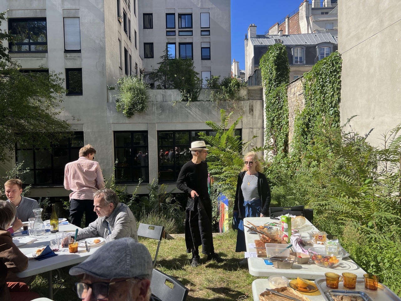 REPAS APRÈS UN CULTE REPAS APRÈS UN CULTE